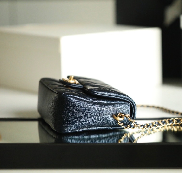 Chanel Mini Flat Caviar Black Ss2022