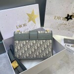 Dior 30 Montaigne Gray Ss2022