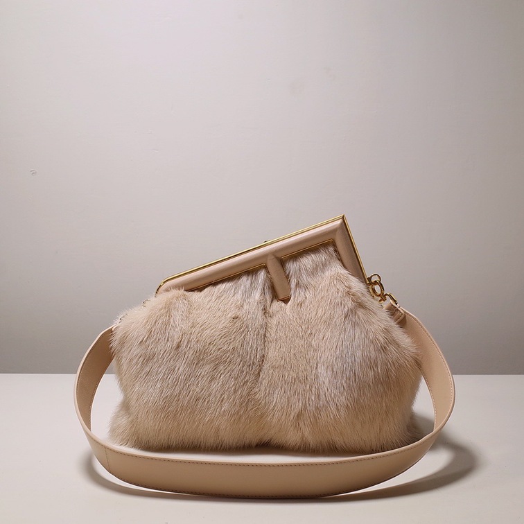 Fendi Frist Bag Fur Ss2022
