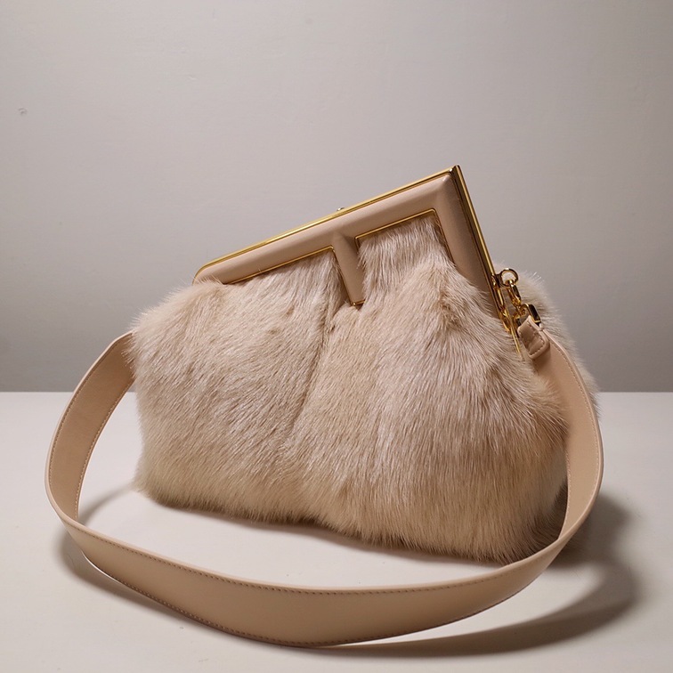Fendi Frist Bag Fur Ss2022