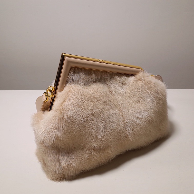 Fendi Frist Bag Fur Ss2022
