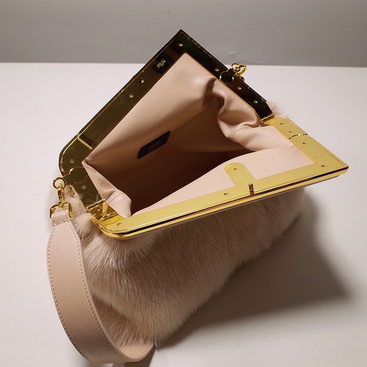 Fendi Frist Bag Fur Ss2022