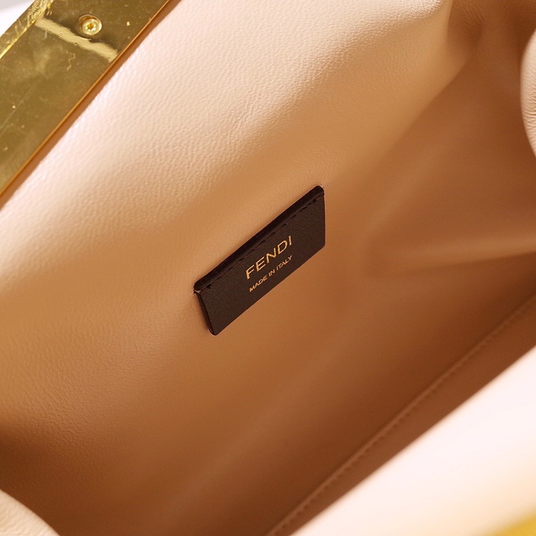 Fendi Frist Bag Fur Ss2022
