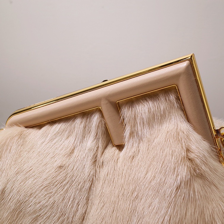 Fendi Frist Bag Fur Ss2022