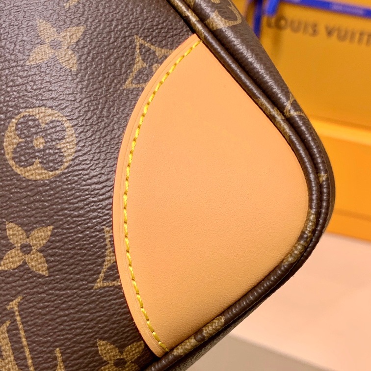 Lv Boulogne Mono Brown 35 Ss2022