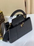 Lv Capucines Double Black 21 Ss2022