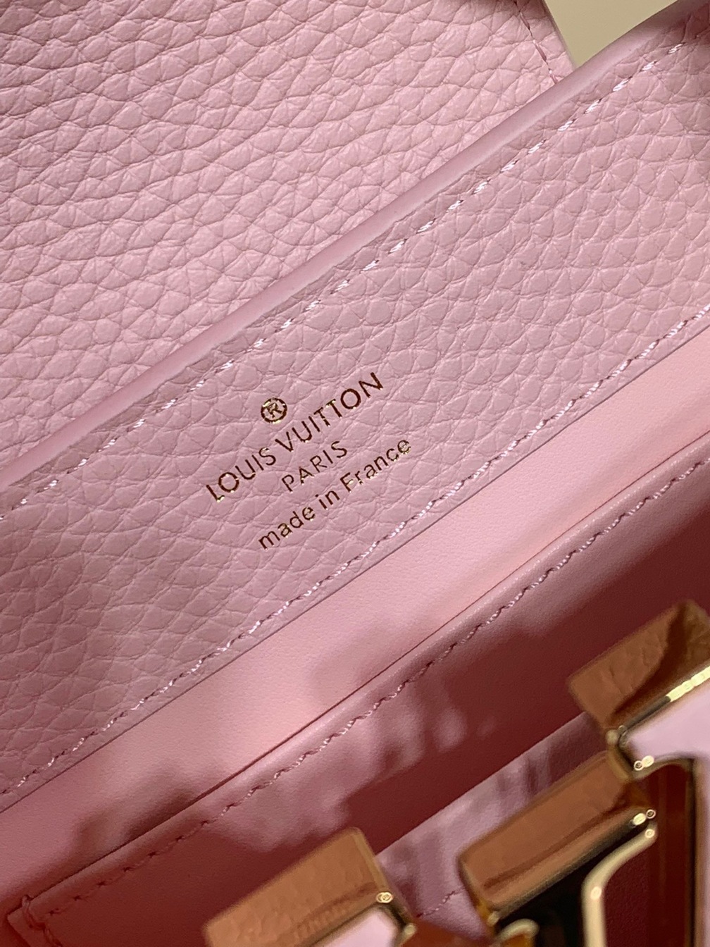 Lv Capucines Double Pink 21 Ss2022