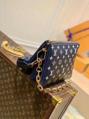 Lv Coussin Mono Black Ss2022