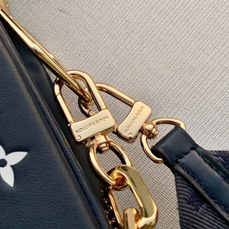 Lv Coussin Mono Black Ss2022