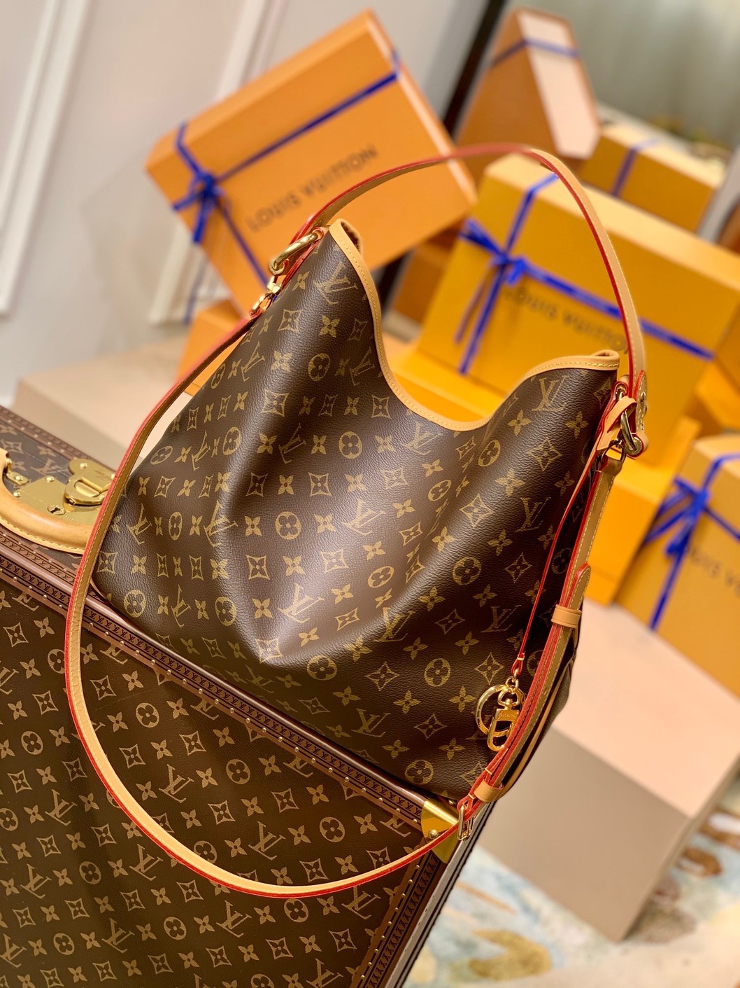 Lv Delightful Mono Brown 42 Ss2022