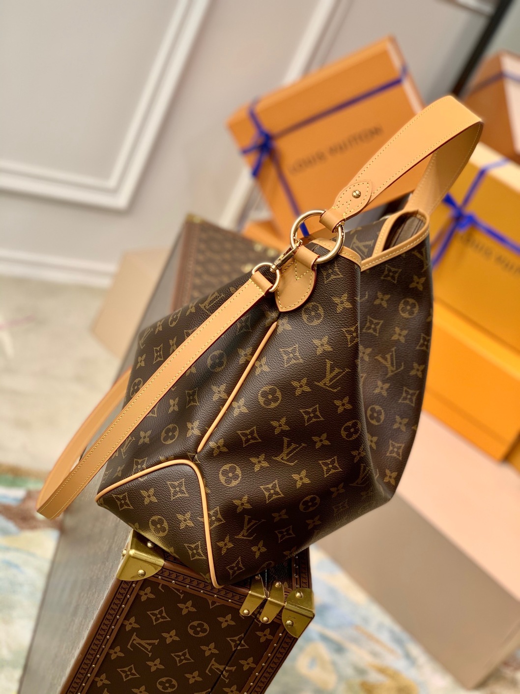 Lv Delightful Mono Brown 42 Ss2022