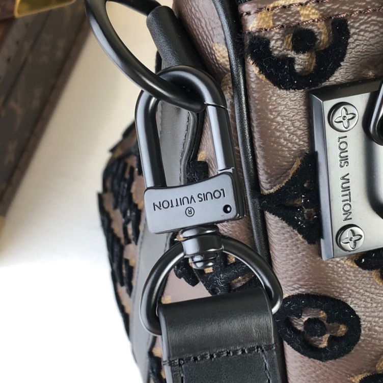 Lv Keepall Triangle Bandouliere 50 Mono Black Ss2022