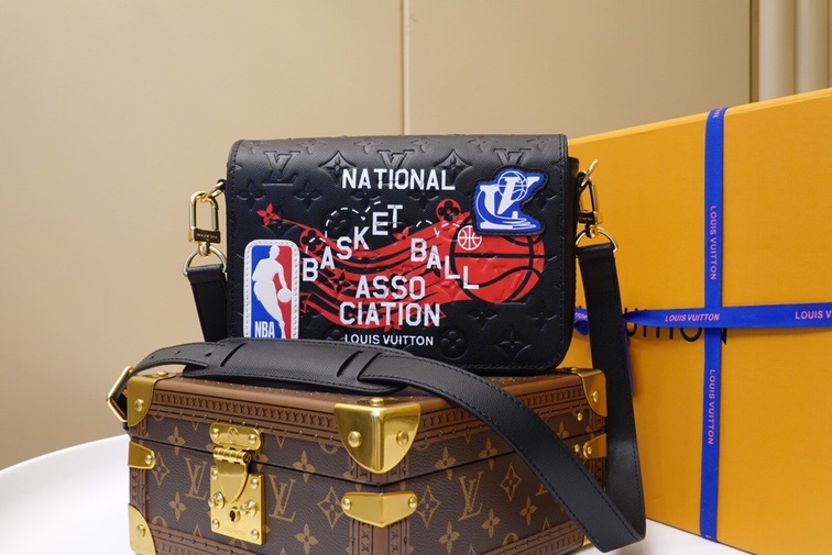 Lv Keepball Bandouliere Mono Ss2022