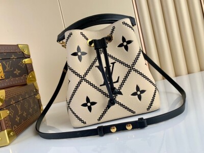 Lv Neonoe Mono White 20 Bag