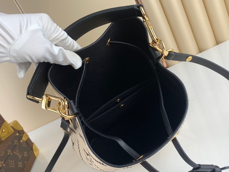 Lv Neonoe Mono White 20 Bag