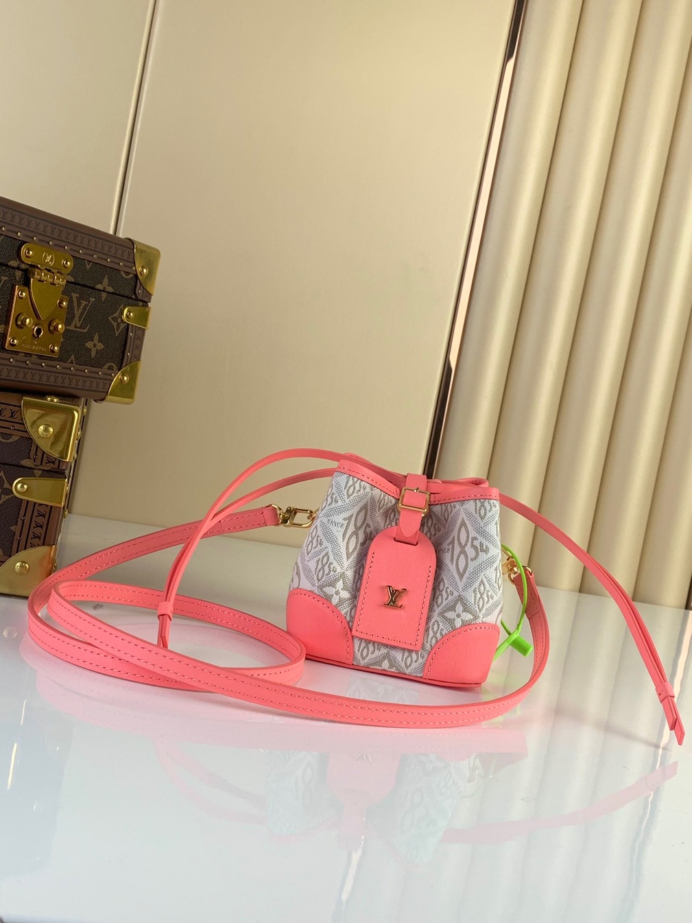 Lv Noe Purse Pink Ss2022