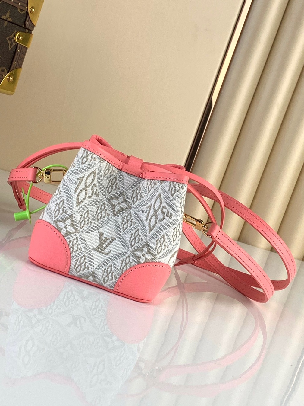 Lv Noe Purse Pink Ss2022