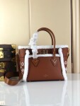 Lv On My Side Bag Brown 305 Ss2022