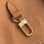 Lv Onthego Mono White 1854 Ss2022