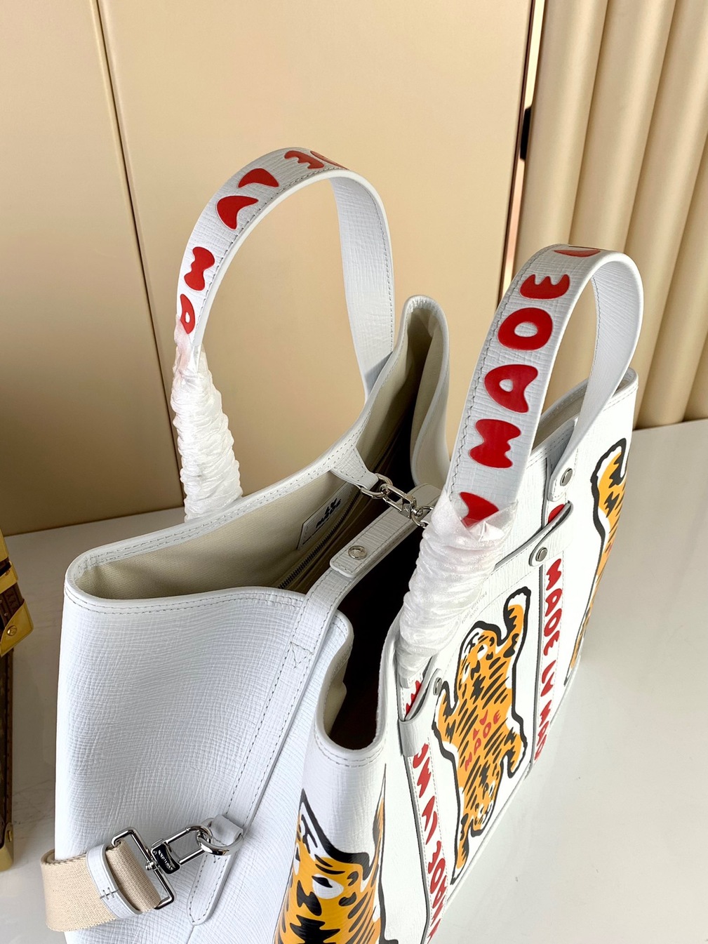Lv Tote Journey Nigo Tiger Ss2022