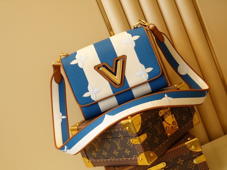 Lv Twist Handbag Blue Ss2022