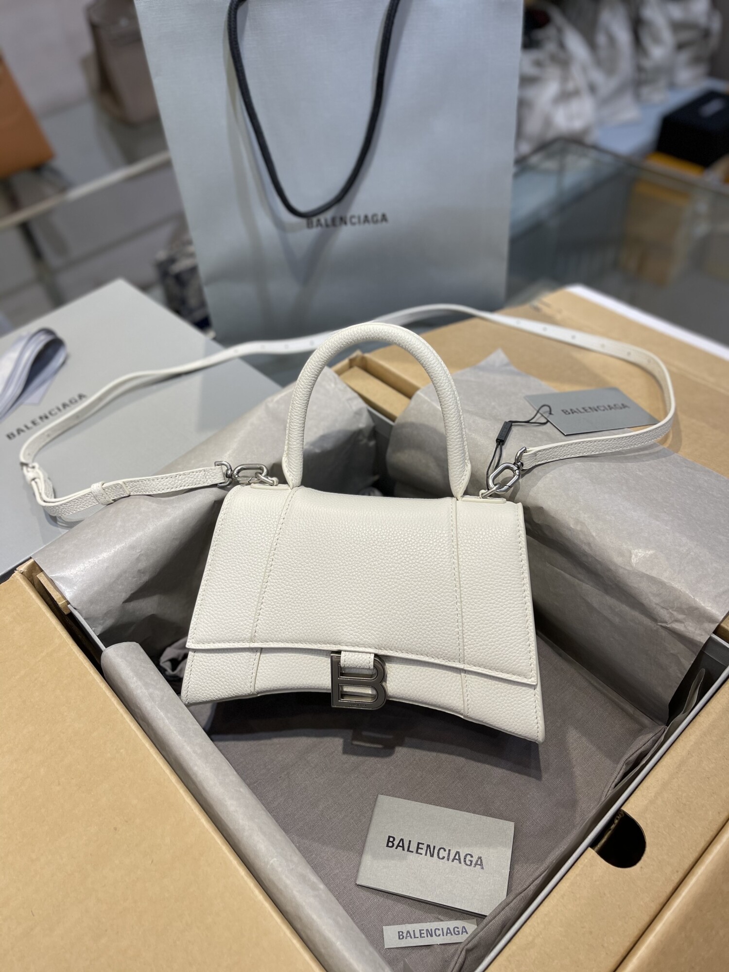 Balen Hourglass Lambskin White S 23