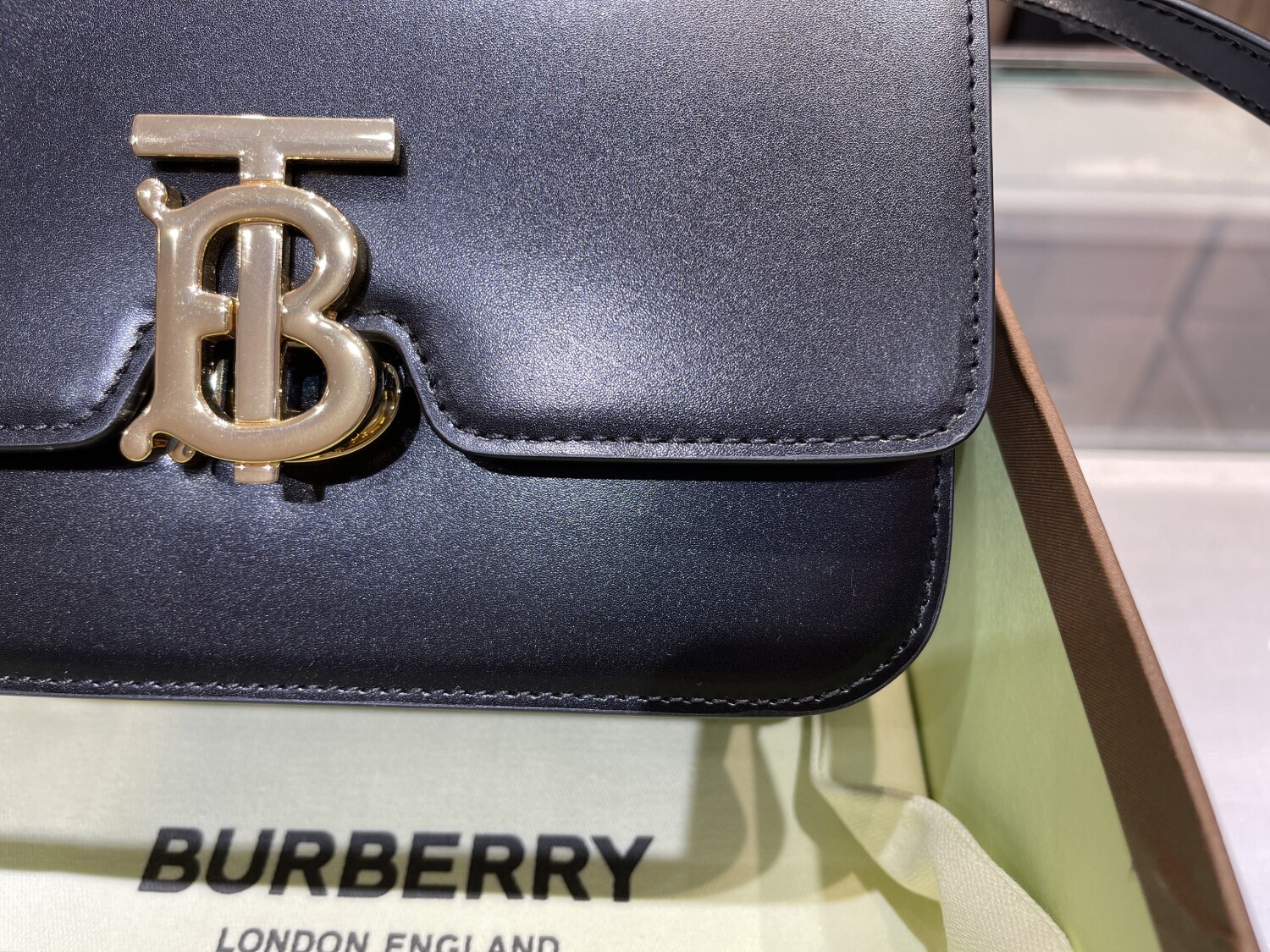 Burberry Horseferry Black Bag 25