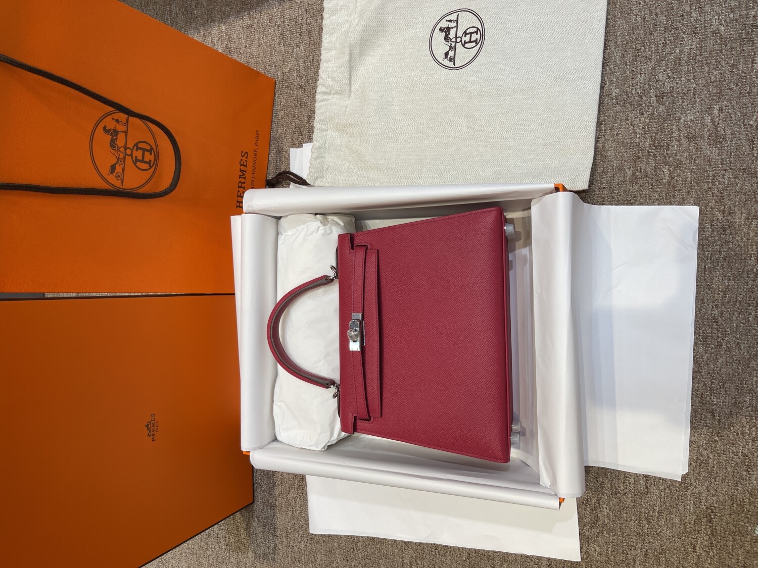 Hermes Kelly Dark Red 25 Sliver Chain