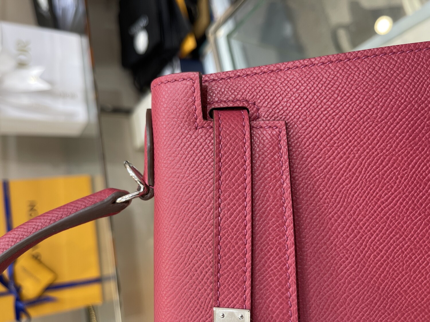 Hermes Kelly Dark Red 25 Sliver Chain