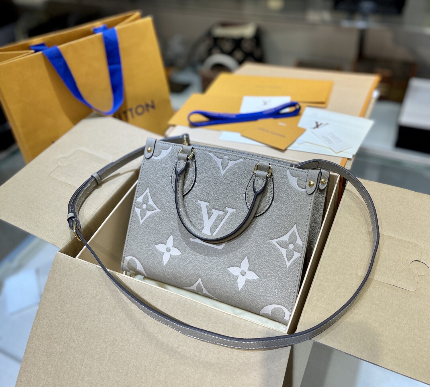 Tui Lv Onthego Mini