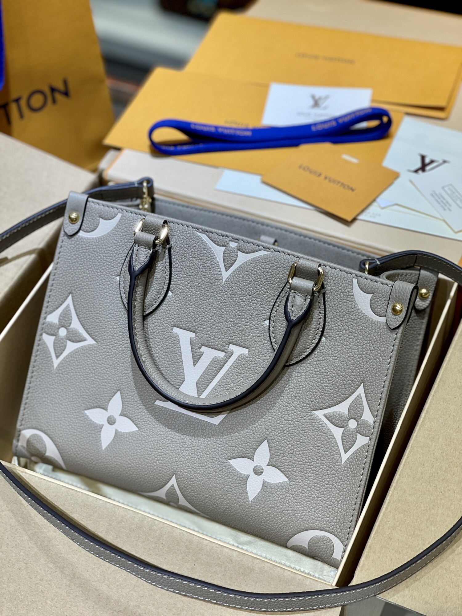 Tui Lv Onthego Mini