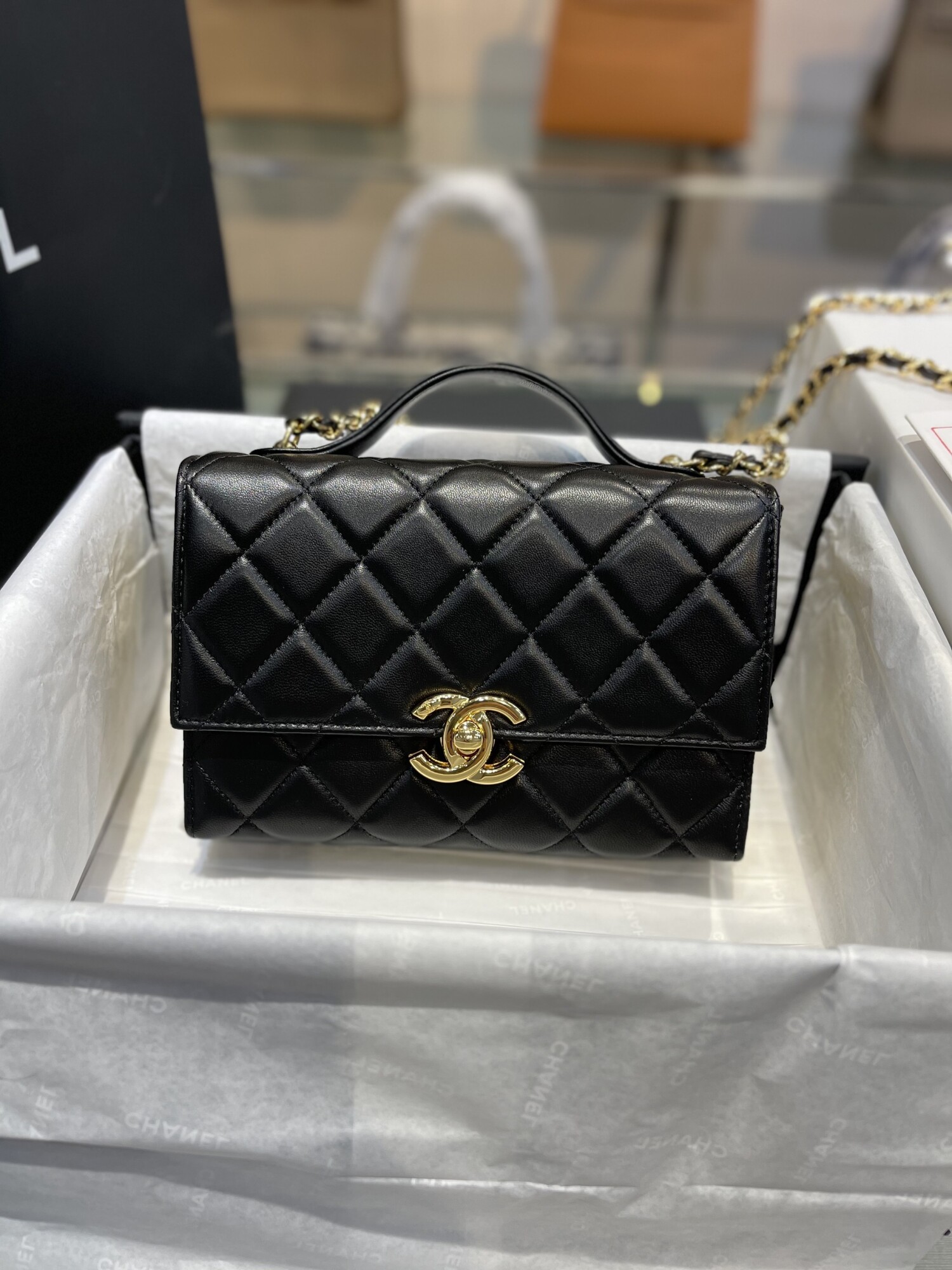 Chanel As2796 Size 18 Black