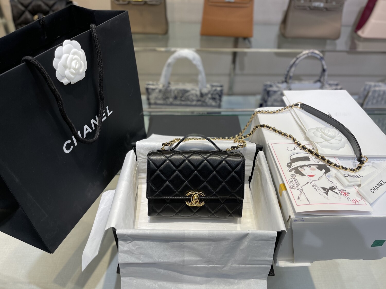 Chanel As2796 Size 18 Black
