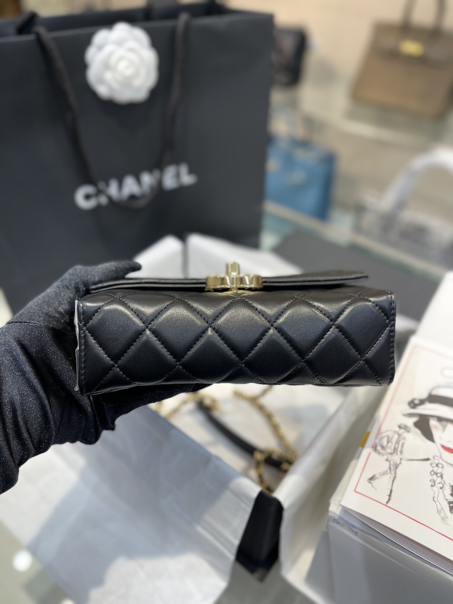Chanel As2796 Size 18 Black