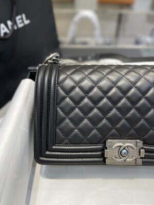 Chanel Boy 25 Lambskin