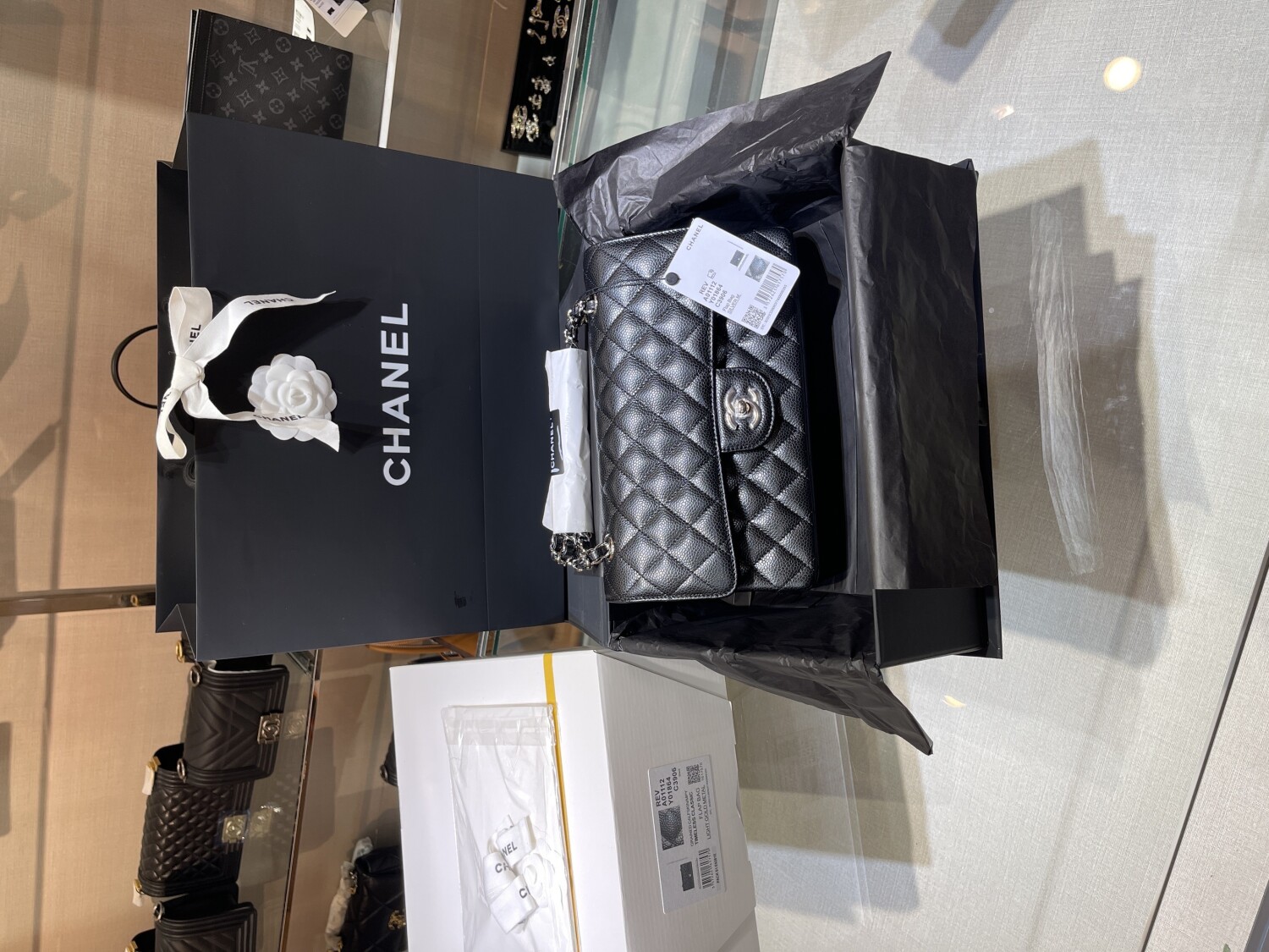 Chanel Cf25 Caviar Medium Shw