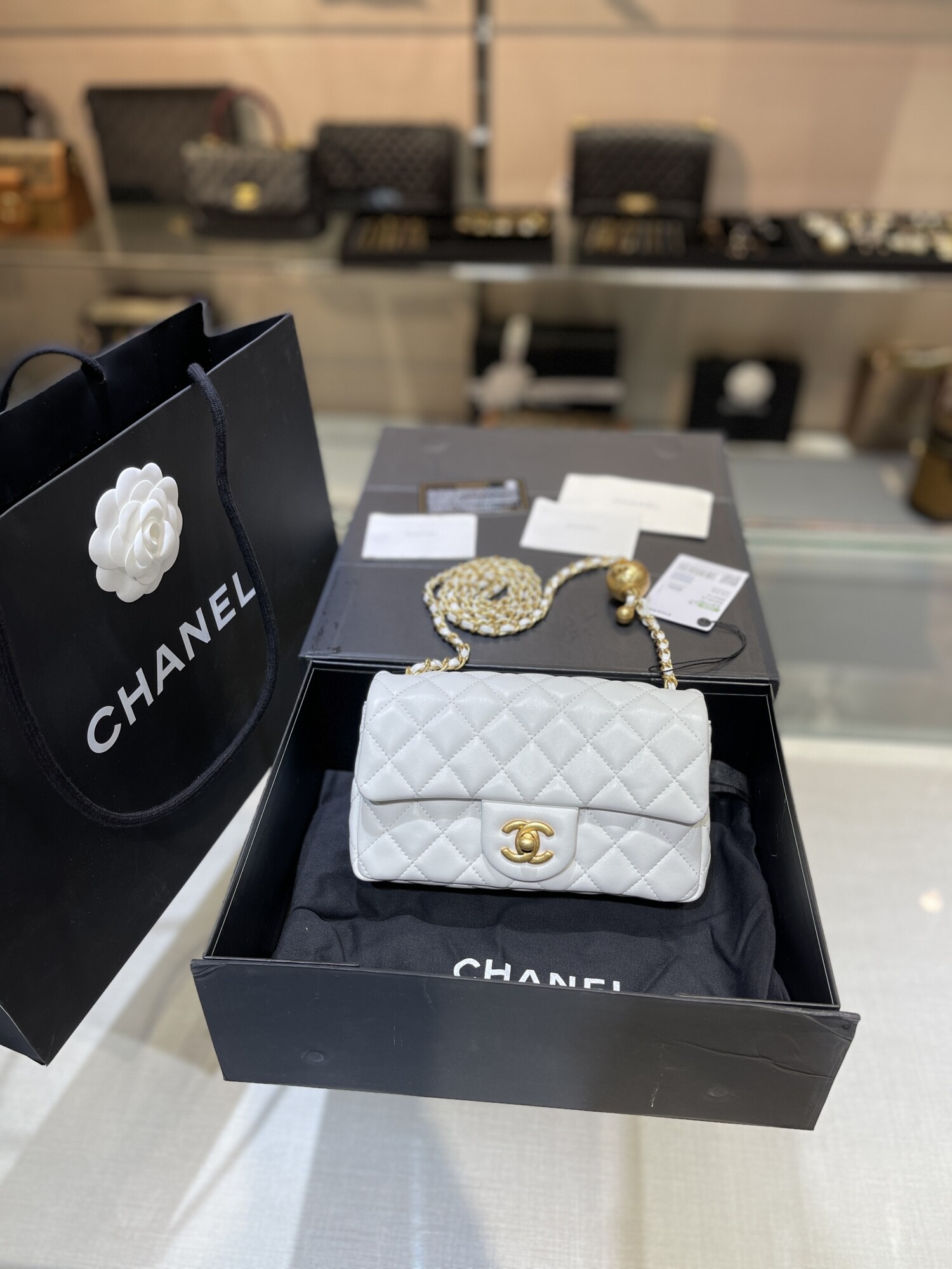Chanel Flag 20 With Bell White