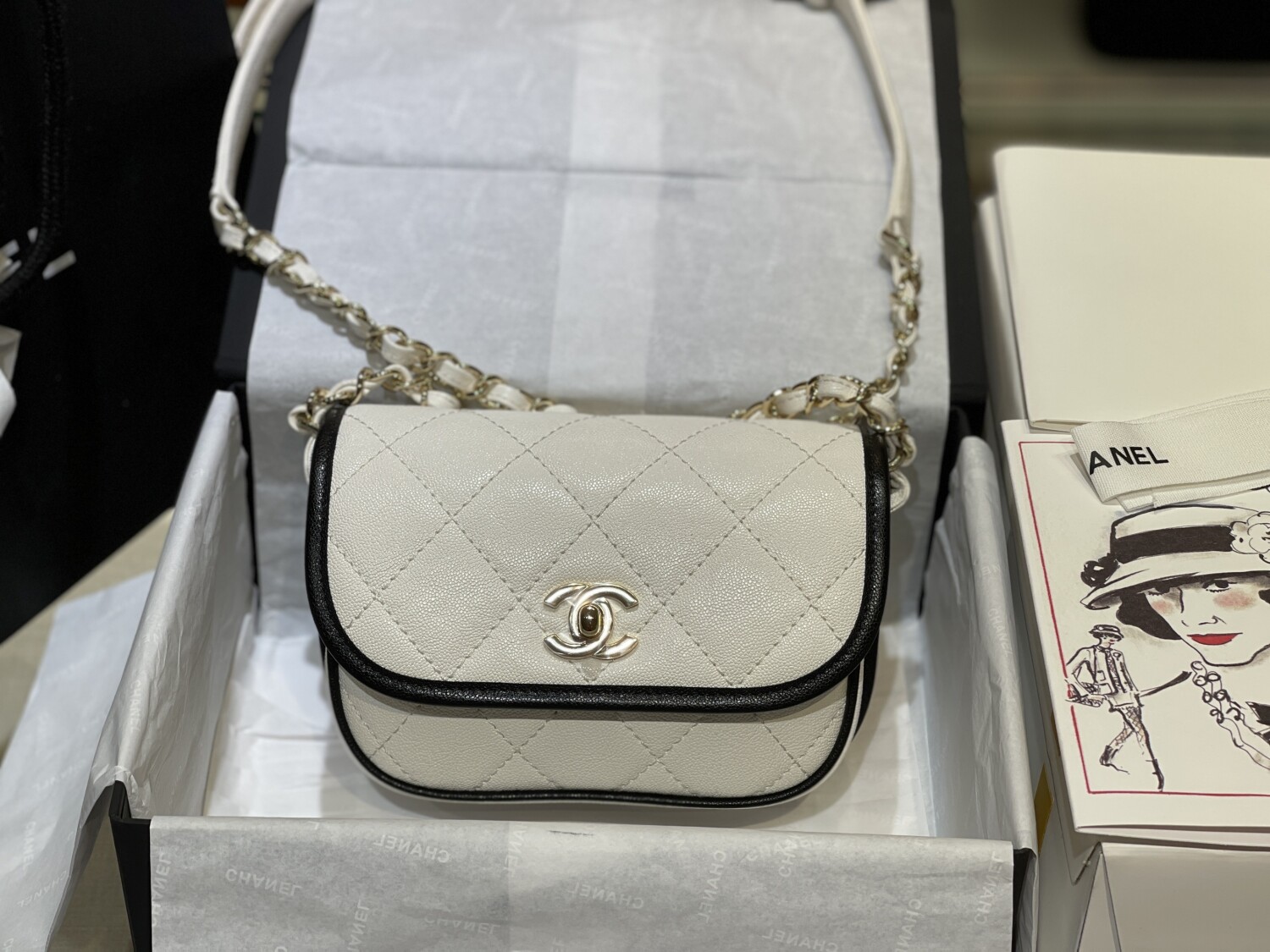 Chanel Mini Bag 20 Black N White