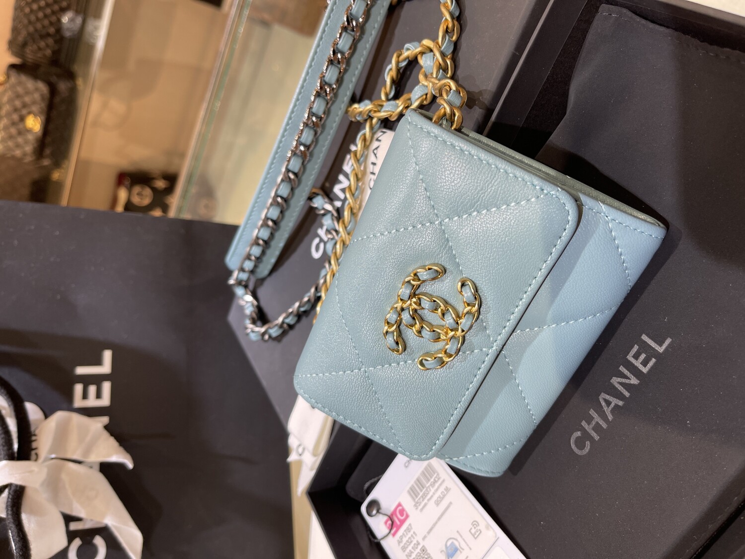 Chanel Wallet With Chain Blue