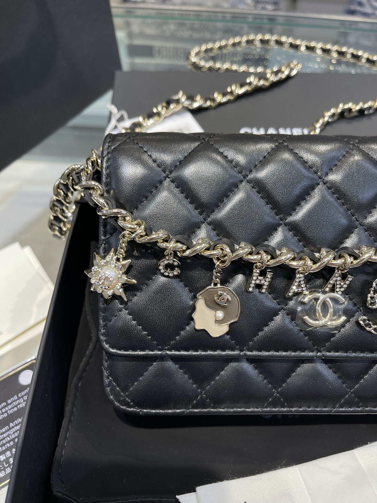 Chanel Woc 19 Charm