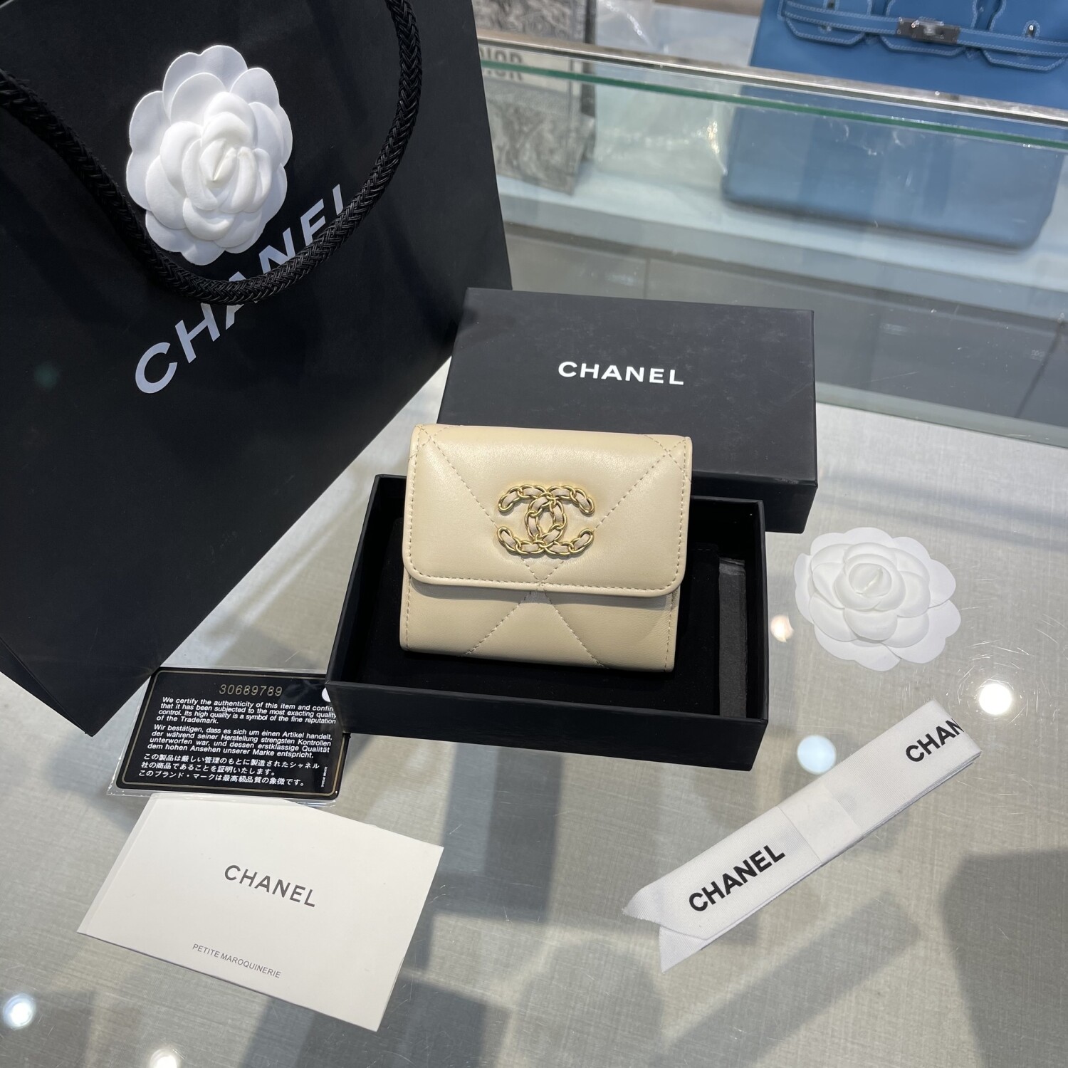 Wallet Chanel Light Yellow Pastel