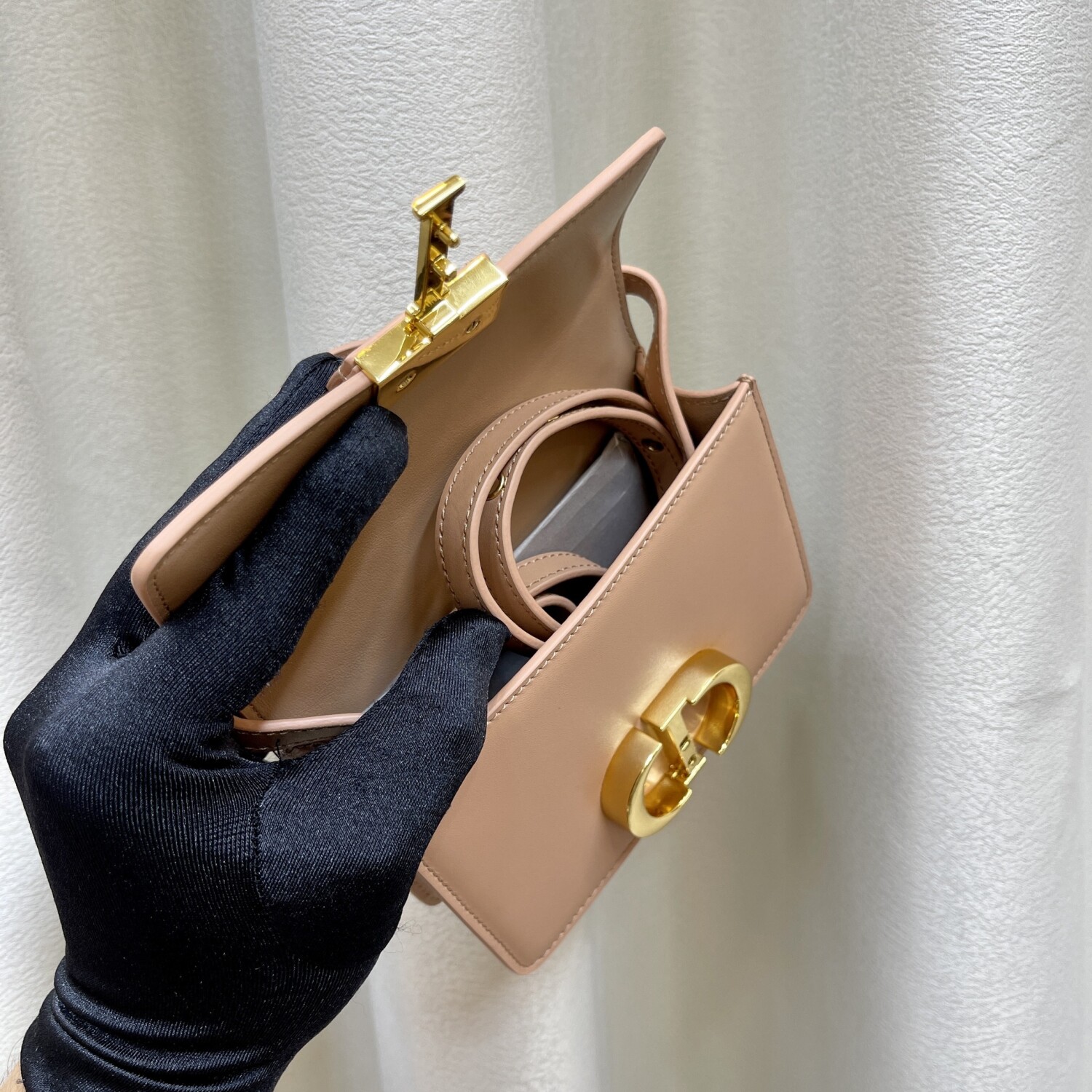 Dior Micro Montaigne