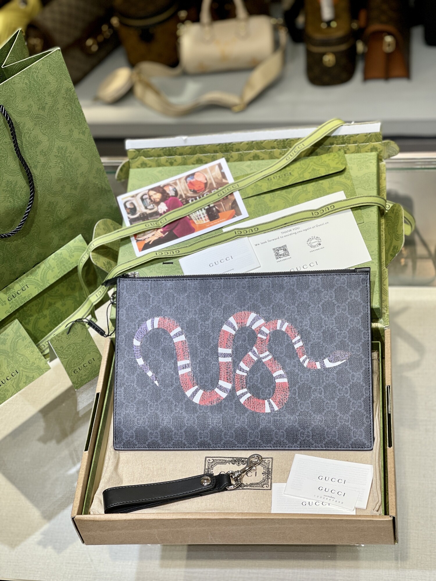 Gucci Clutch Tab Snake Black
