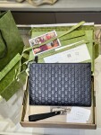 Gucci Clutch Tab T10 Black