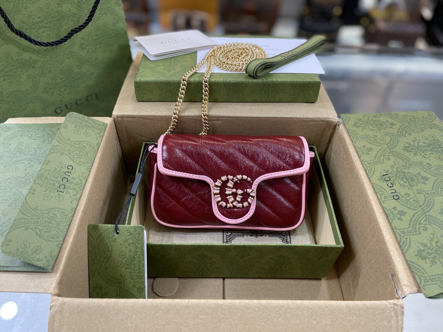Gucci Marmont 165 Red