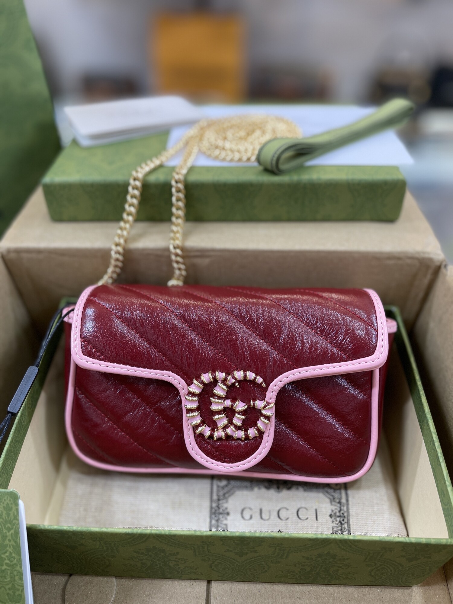 Gucci Marmont 165 Red