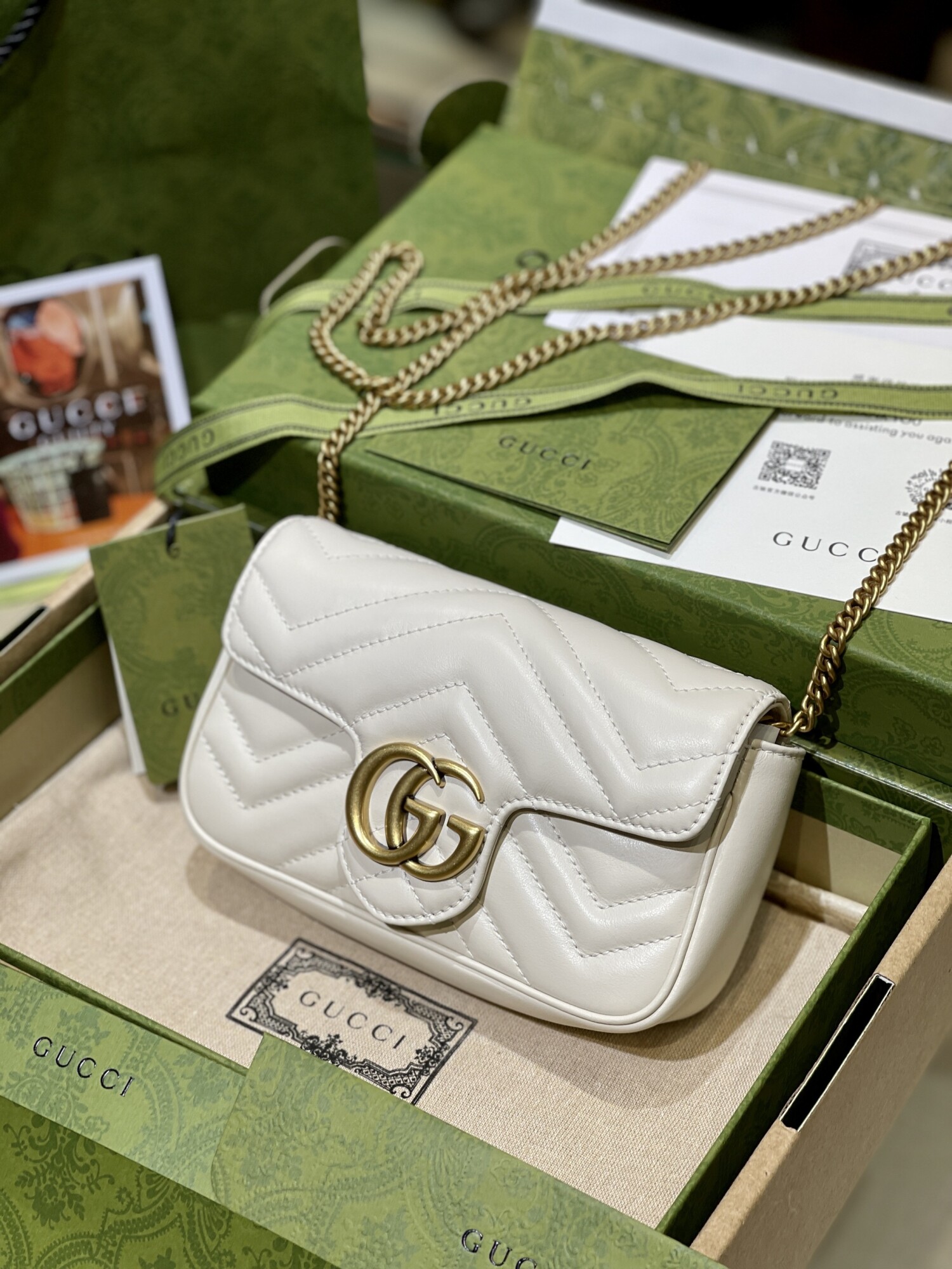 Gucci Marmont 165 White Pearl