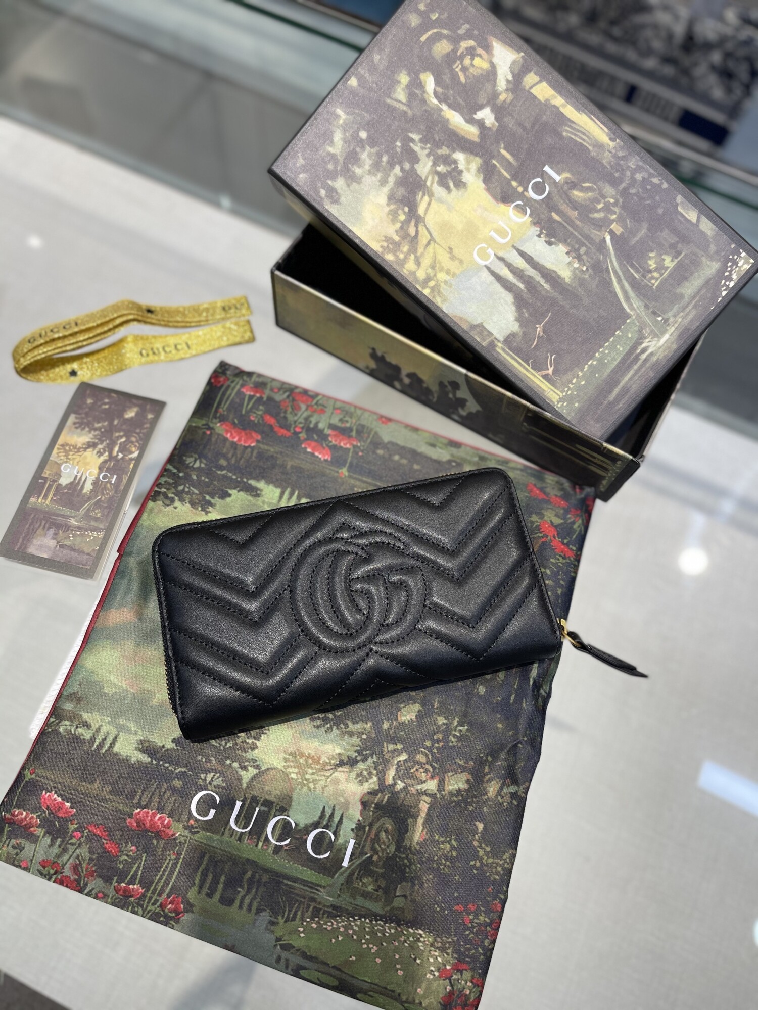 Gucci Wallet Long Zip Black