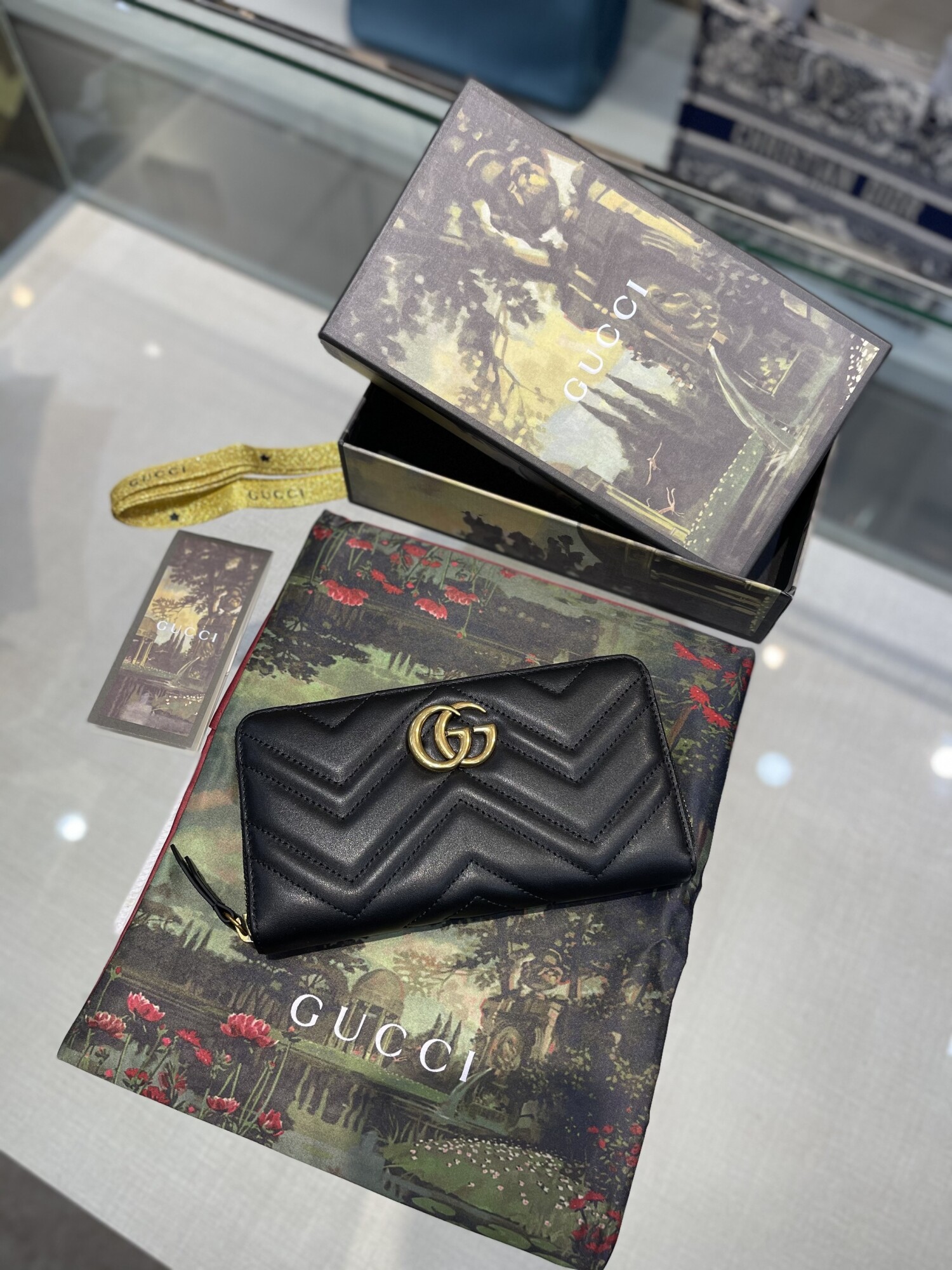 Gucci Wallet Long Zip Black
