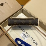 Belt Bags Lv